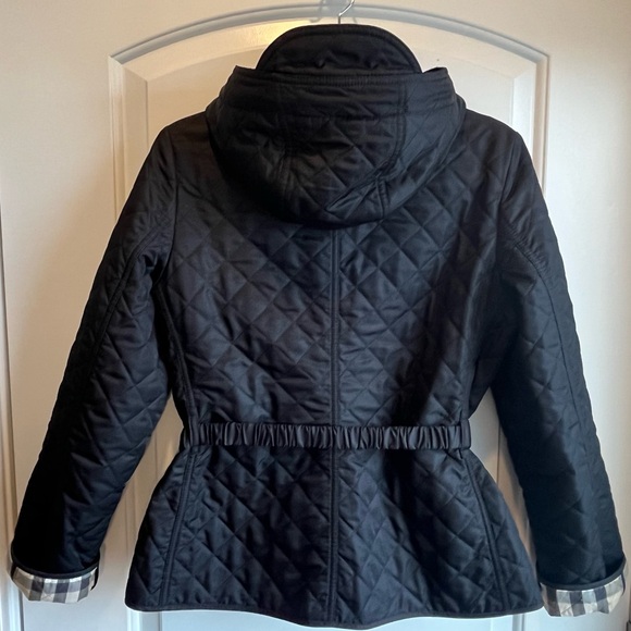 Burberry Black Quilted Belted Jacket w/ Detachable Hood - Fitted Silhouette Sz S - Picture 3 of 16